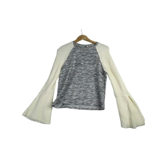 Anthropologie Dolan Textured Bell Sleeve Sweater size XS‎ Gray/White - Picture 1 of 8